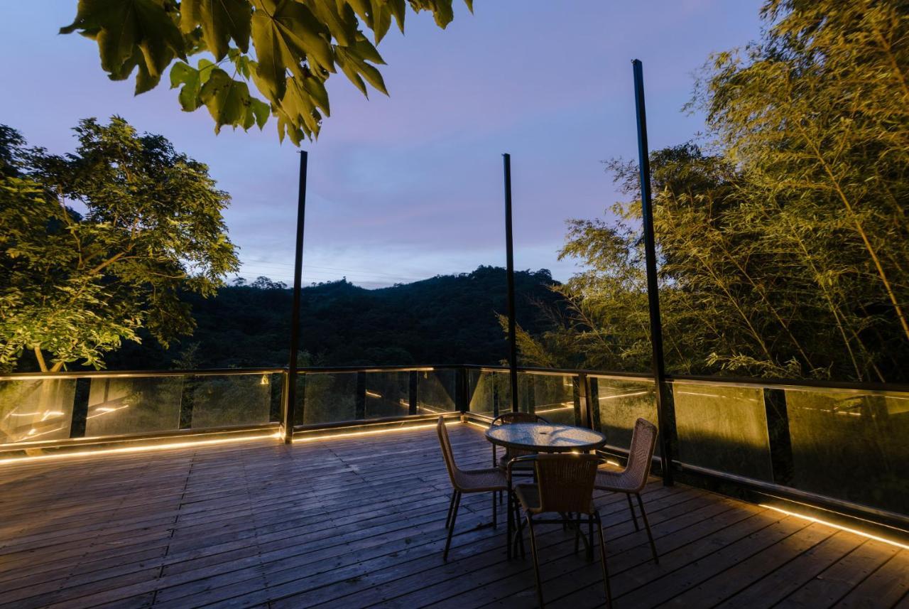 Zhou Ye Cottage Sanyi Zewnętrze zdjęcie