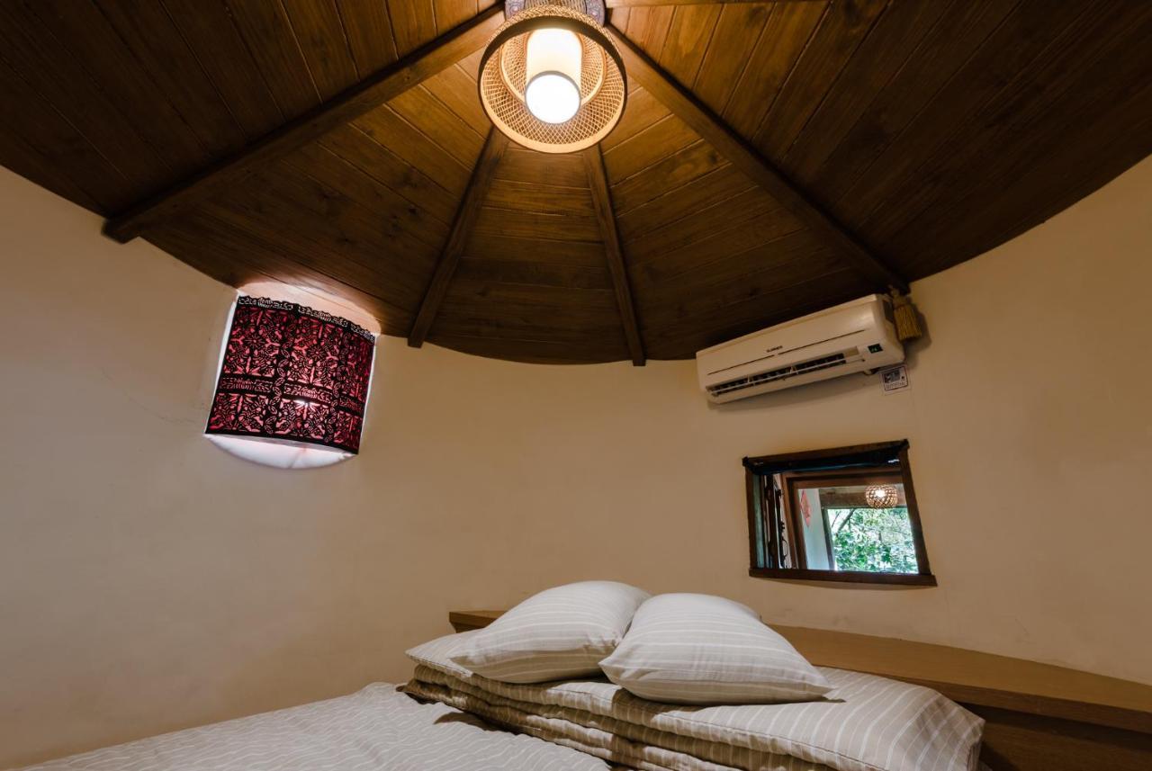 Zhou Ye Cottage Sanyi Zewnętrze zdjęcie
